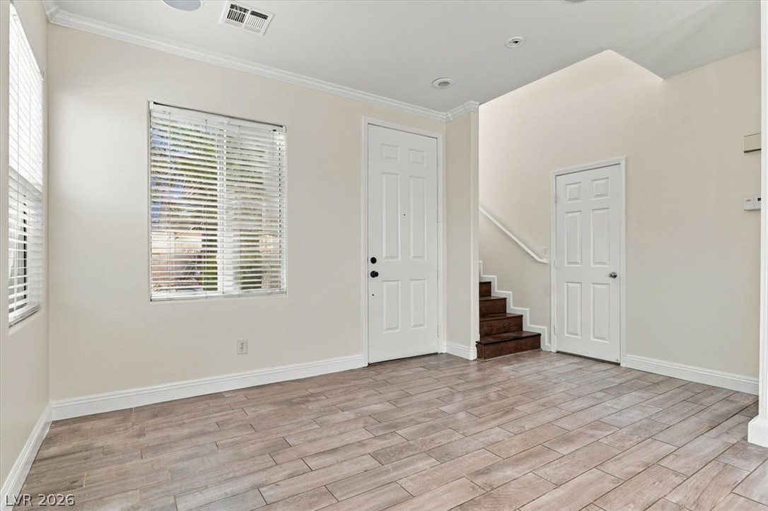 Photo 10 of 31, 5846 Lee Fairy Court