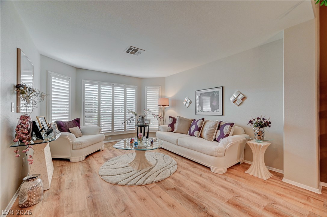 Photo 4 of 4816 Braeburn Drive