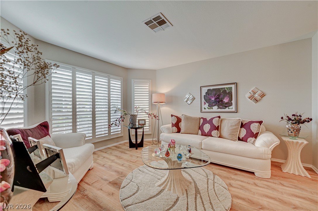 Photo 5 of 4816 Braeburn Drive