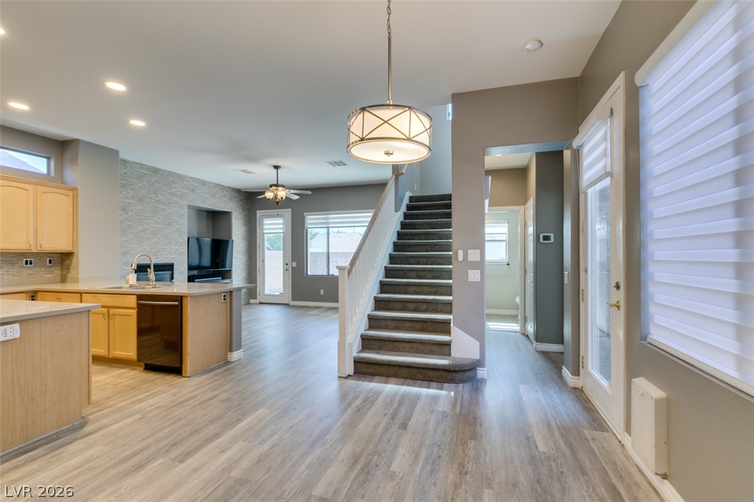 Photo 9 of 31, 11223 Ivybridge Avenue