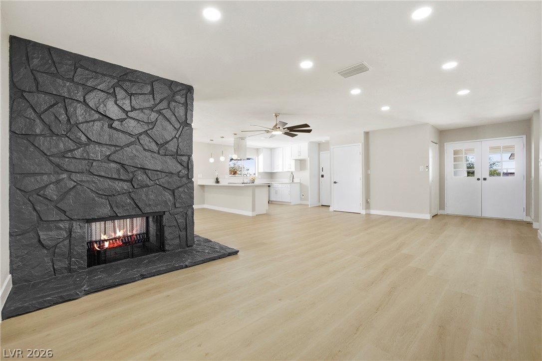 324 Lakehurst Road, Las Vegas 89145