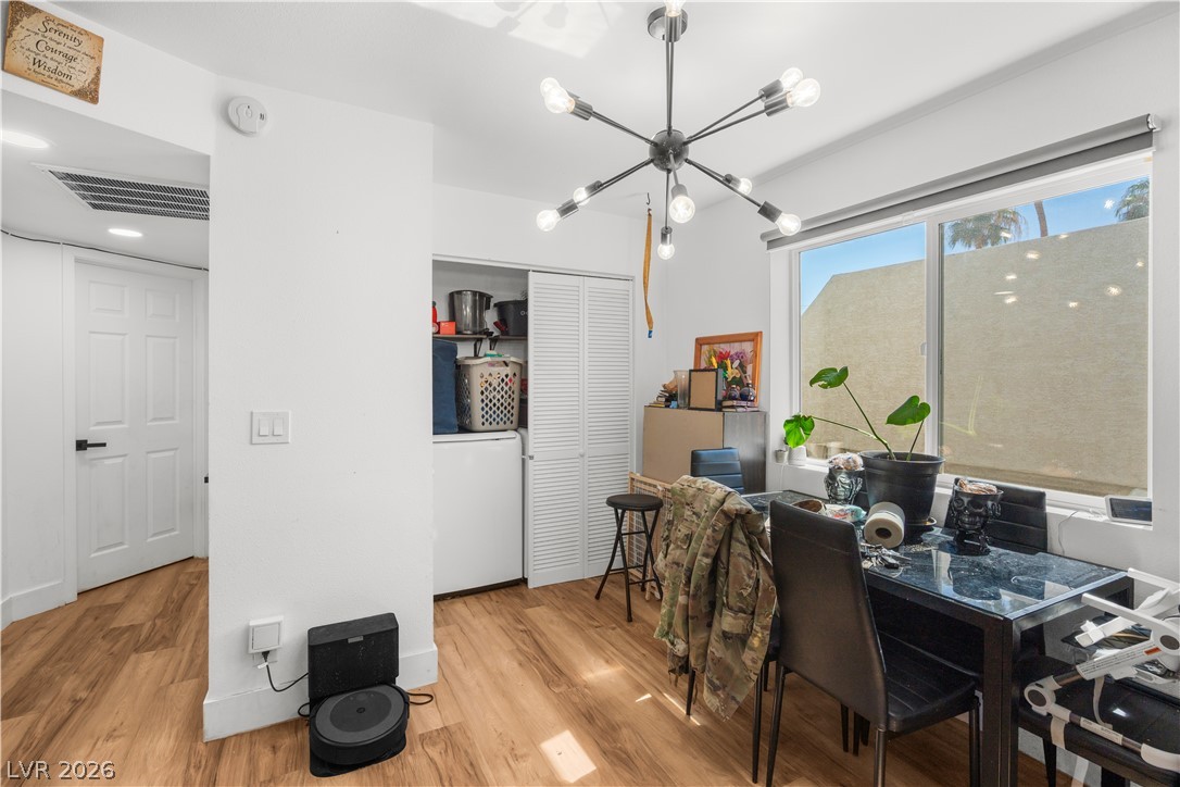 Photo 9 of 20, 2201 Sun Avenue #D