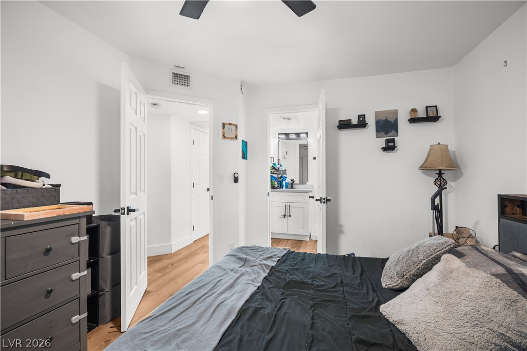 Photo 17 of 20, 2201 Sun Avenue #D