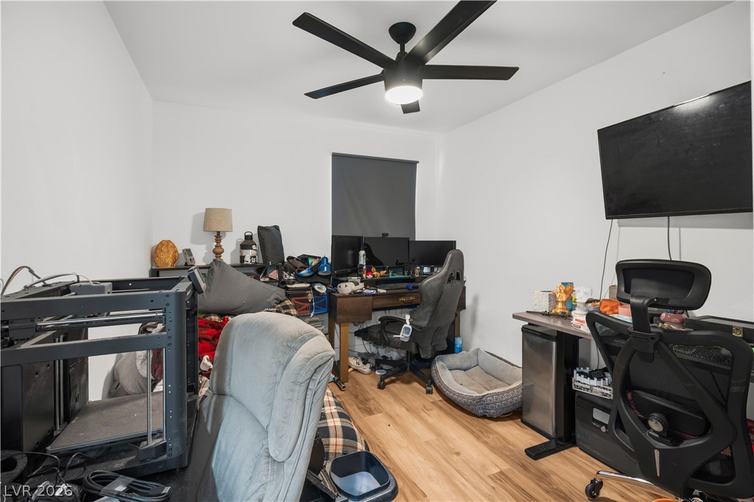 Photo 18 of 20, 2201 Sun Avenue #D