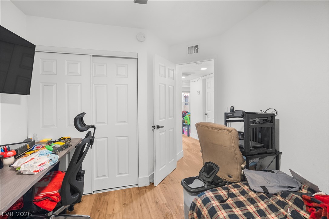 Photo 19 of 20, 2201 Sun Avenue #D