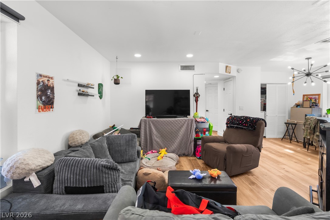 Photo 6 of 20, 2201 Sun Avenue #D