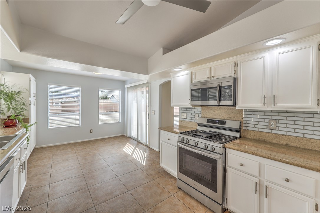 Photo 14 of 43, 6124 Satre Court