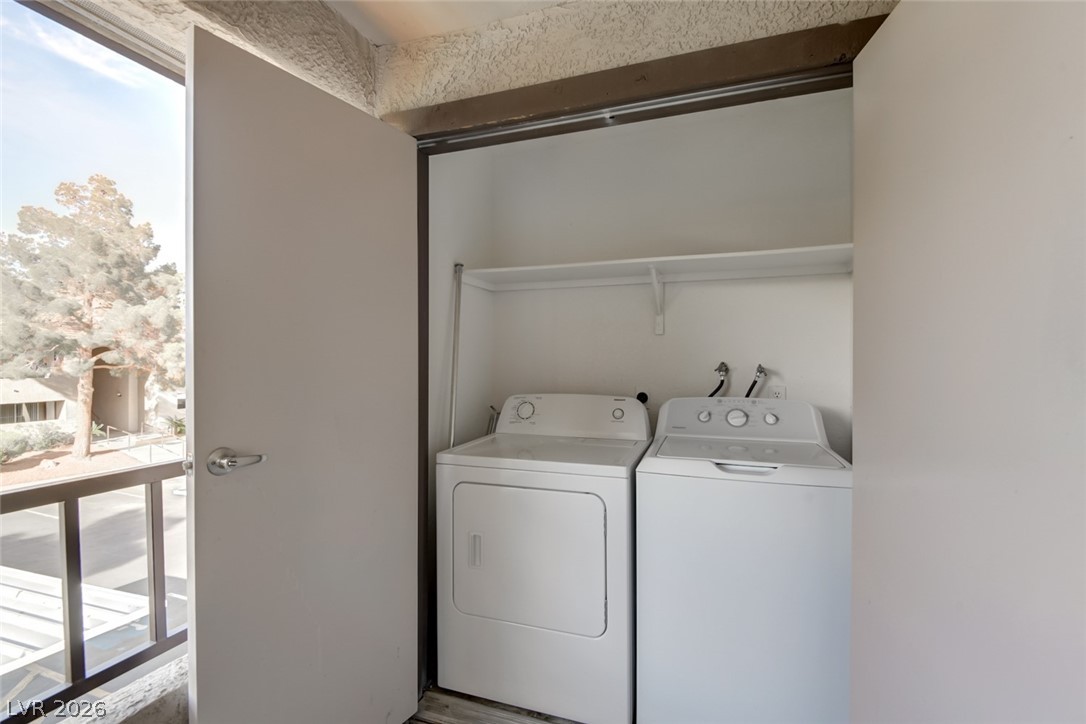 Photo 5 of 2606 S Durango Drive #214