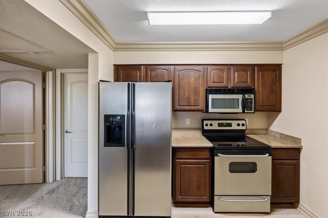 Photo 7 of 44, 1150 N Buffalo Drive #2022