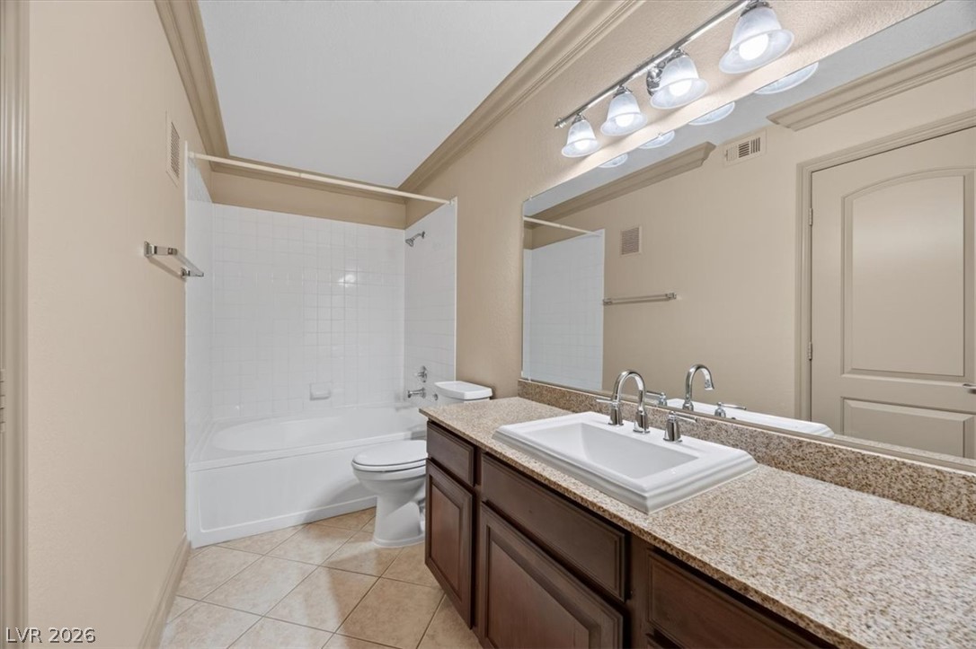 Photo 25 of 44, 1150 N Buffalo Drive #2022