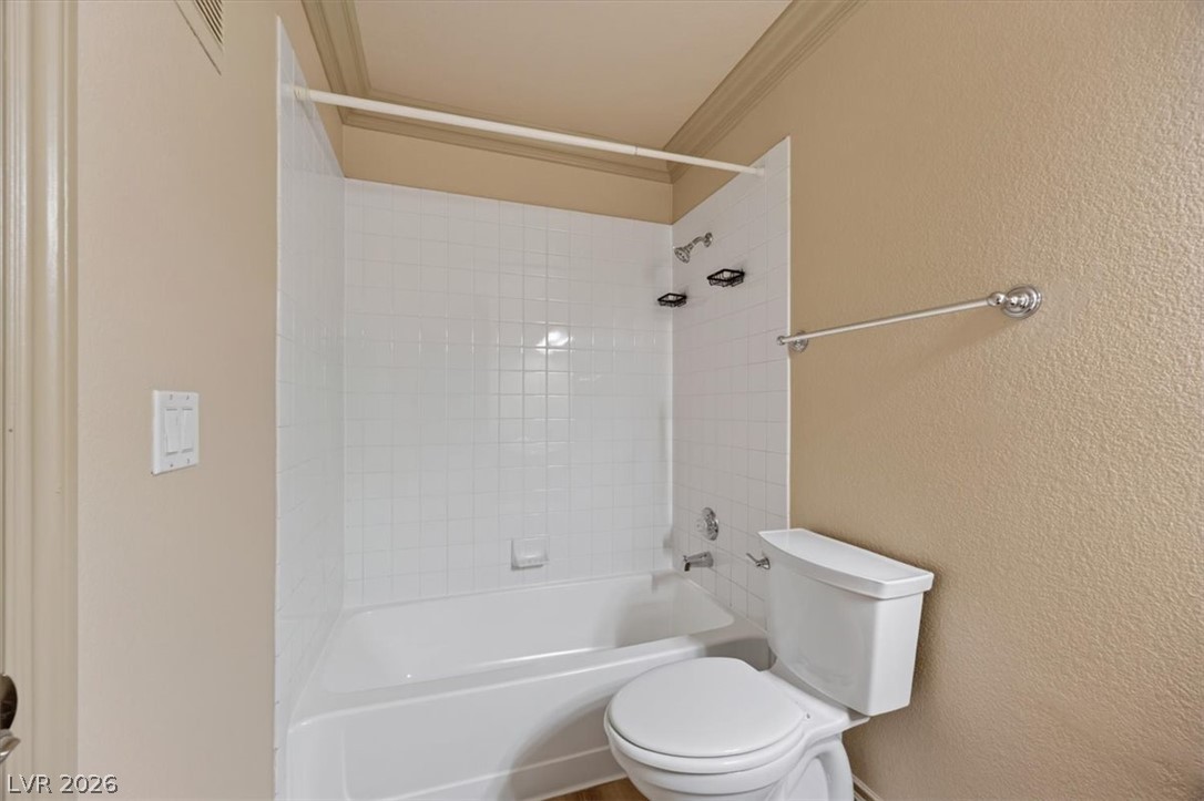 Photo 33 of 44, 1150 N Buffalo Drive #2022