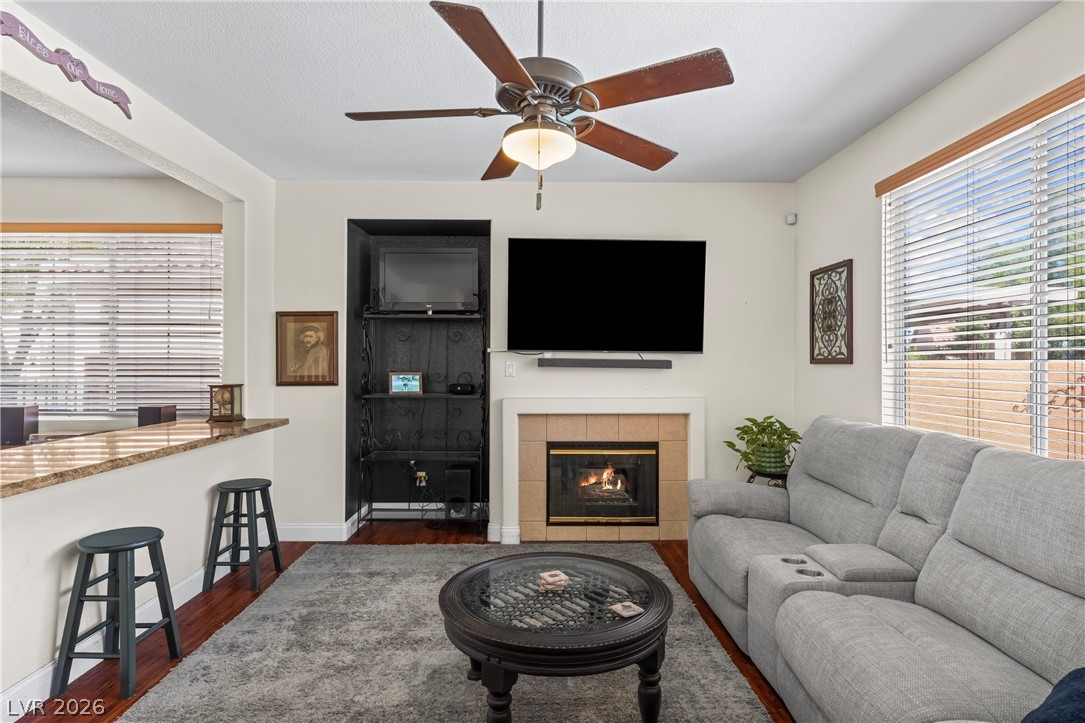 Photo 6 of 30, 2399 Tilden Way