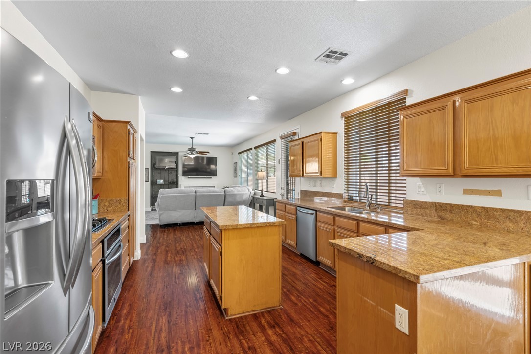 Photo 9 of 30, 2399 Tilden Way