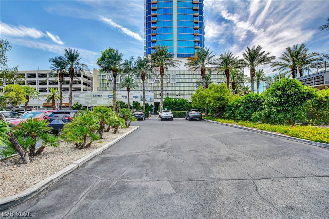 Photo 51 of 72, 4381 W Flamingo Road #2510