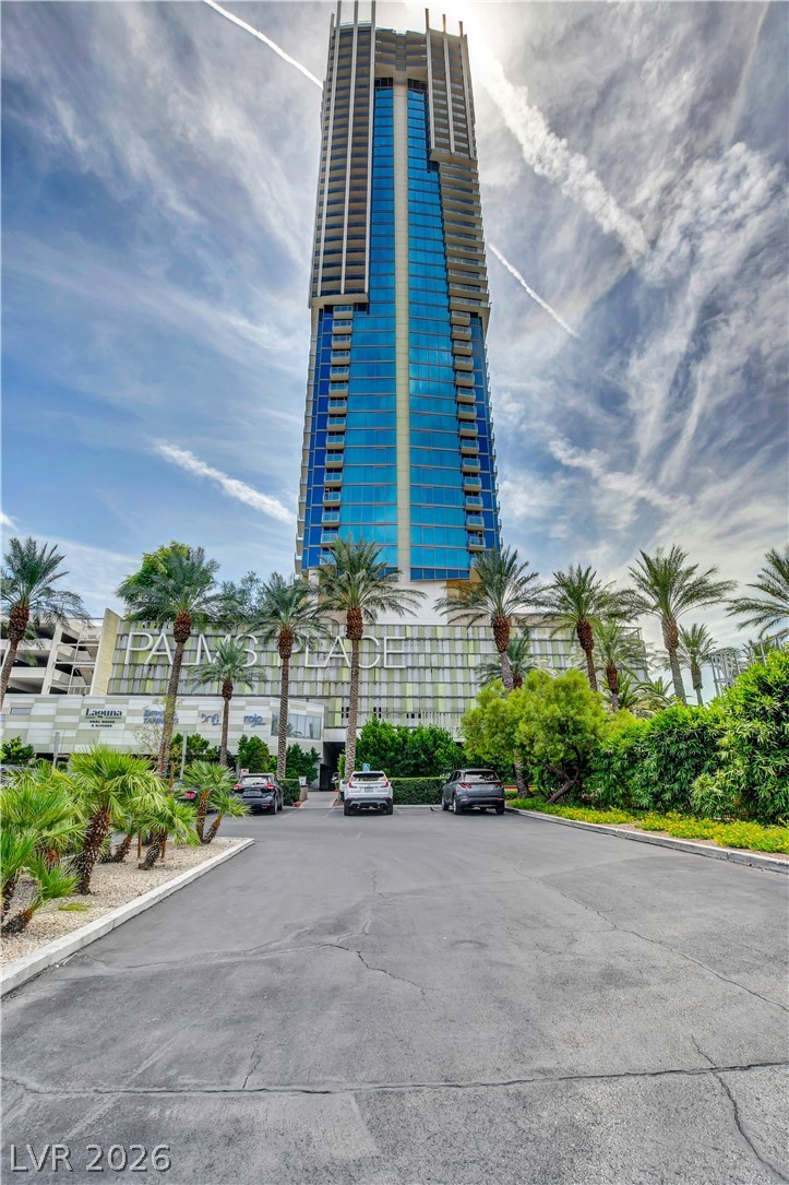 Photo 52 of 72, 4381 W Flamingo Road #2510