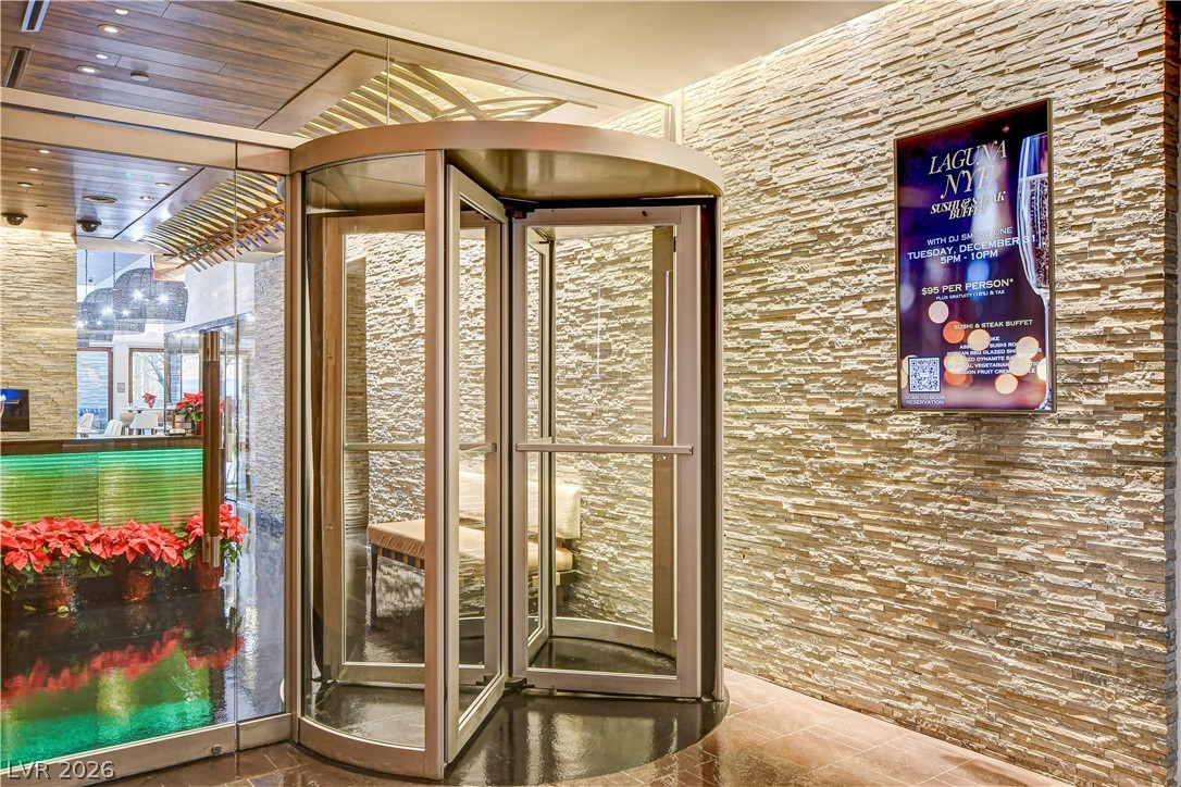 Photo 63 of 72, 4381 W Flamingo Road #2510