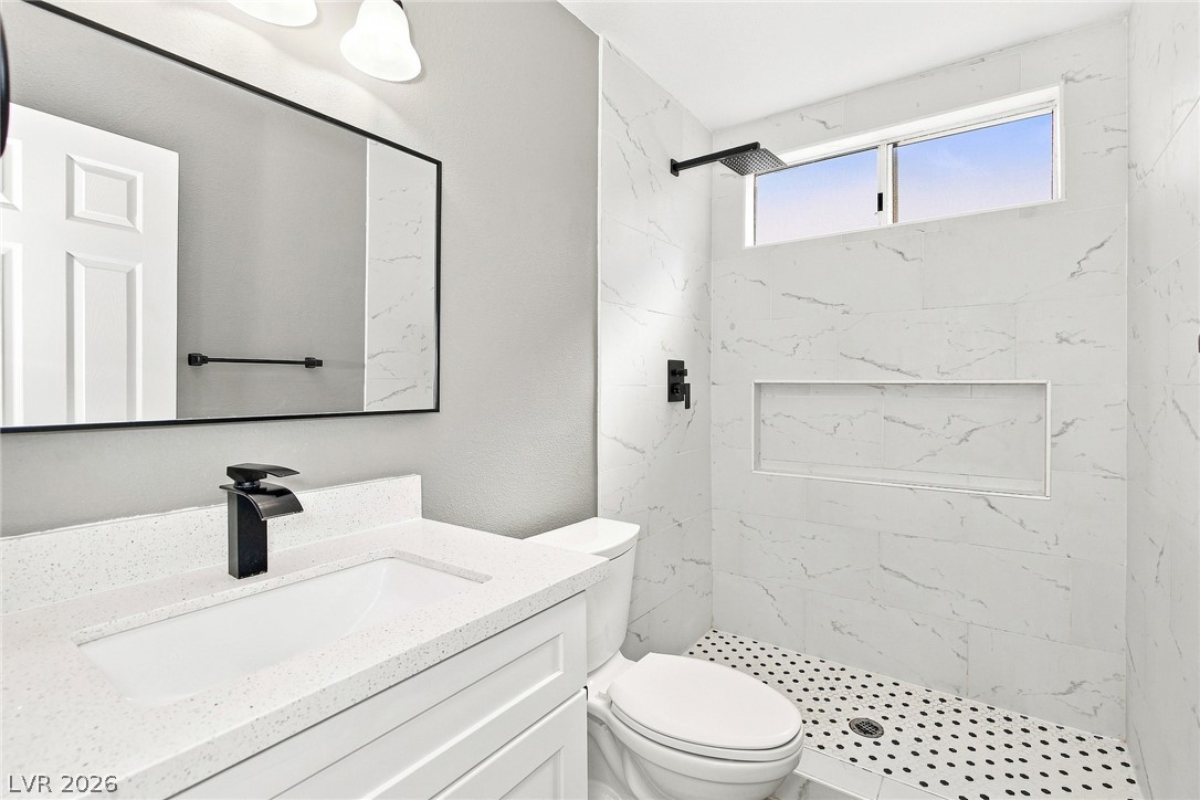 Photo 11 of 21, 4005 Ridgewood Avenue