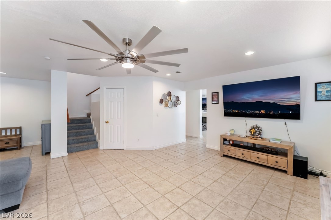 Photo 5 of 4140 Hazelridge Drive