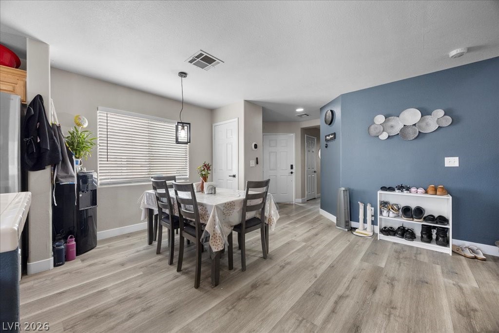 Photo 5 of 4144 Wheatleigh Court