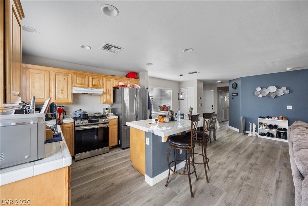 Photo 7 of 25, 4144 Wheatleigh Court