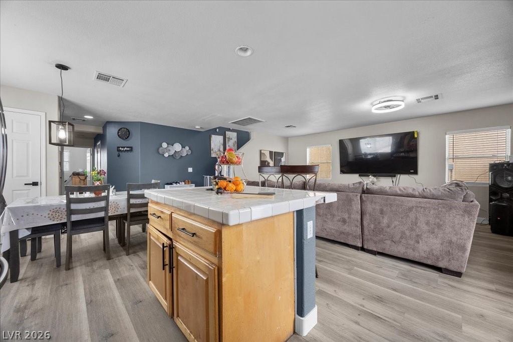 Photo 8 of 25, 4144 Wheatleigh Court