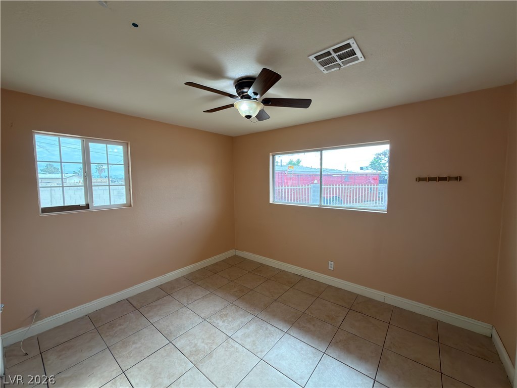 Photo 8 of 22, 1025 Villa Circle