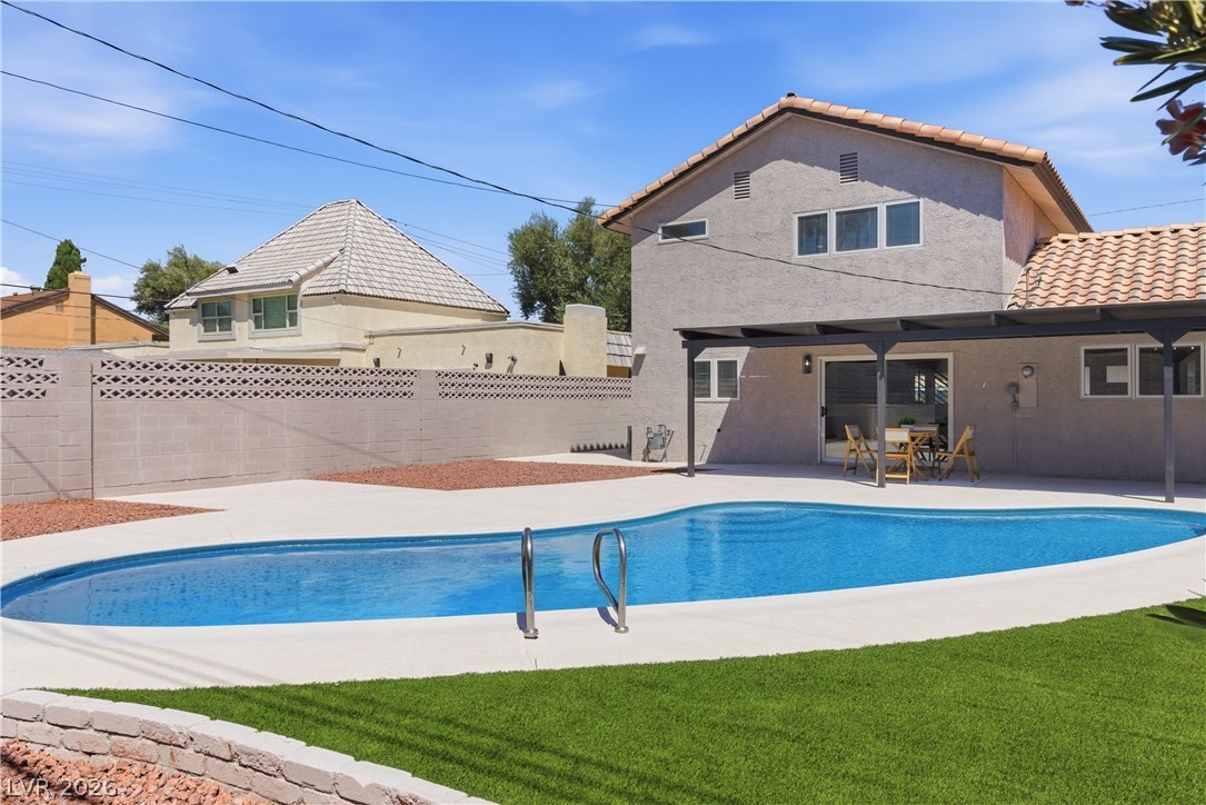 2000 Westlund Drive, Las Vegas 89102