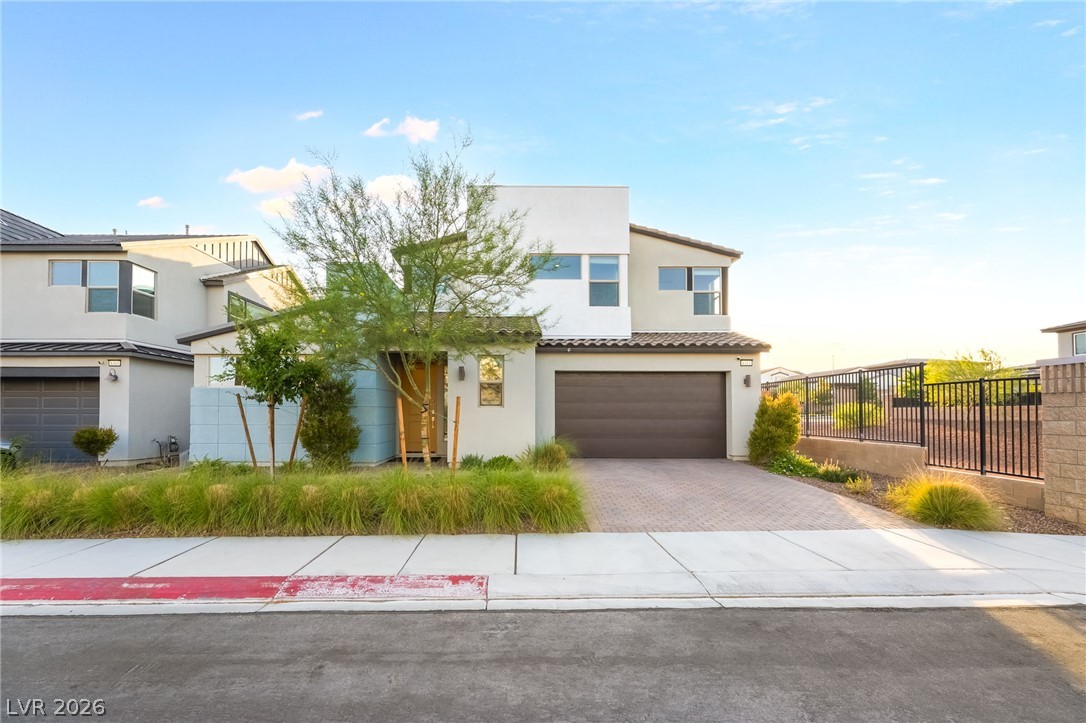 8311 Skye Highlands Street, Las Vegas
