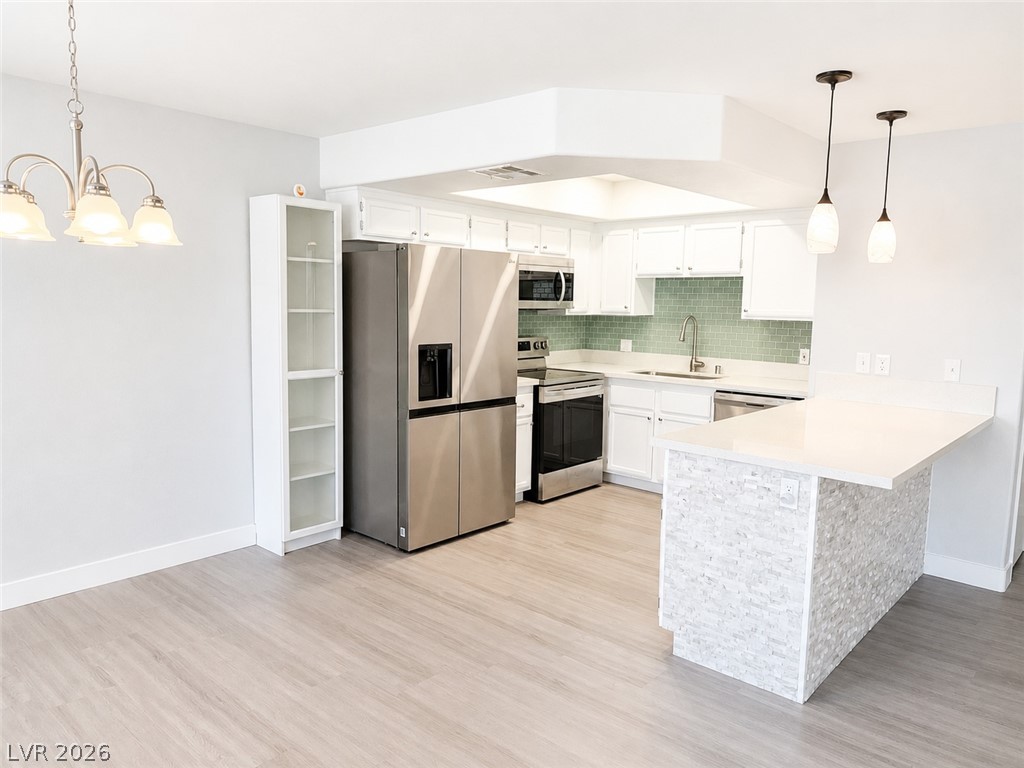 Photo 7 of 21, 8410 Eldora Avenue #2078