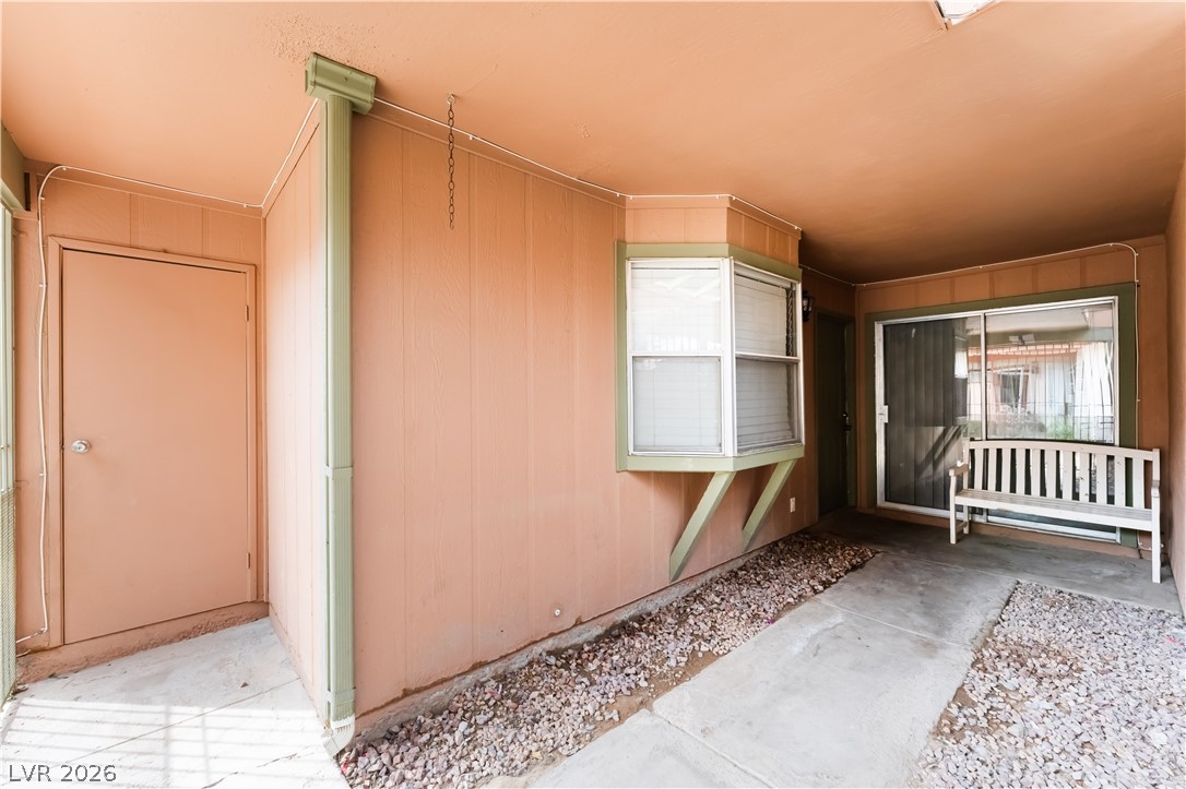 Photo 3 of 413 N Lamb Boulevard #C