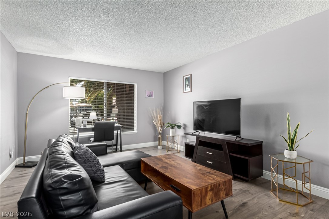 Photo 4 of 3158 Brockington Drive