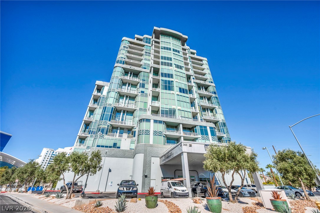 360 E Desert Inn Road #509, Las Vegas 89109