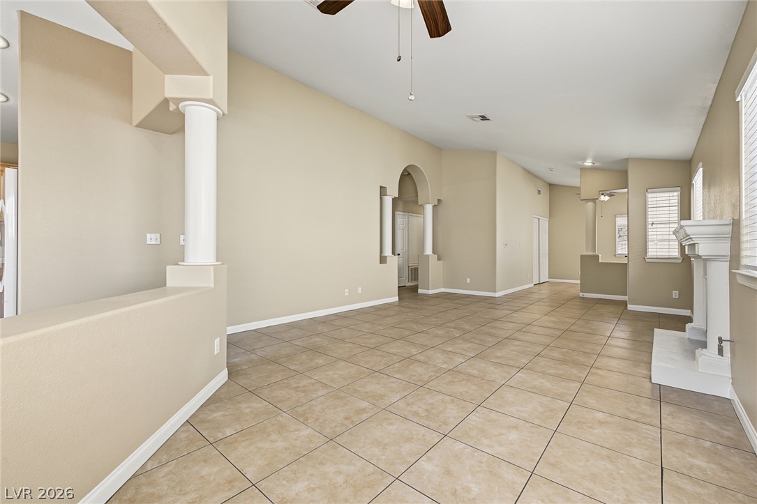 Photo 12 of 35, 1816 Glenwillow Drive