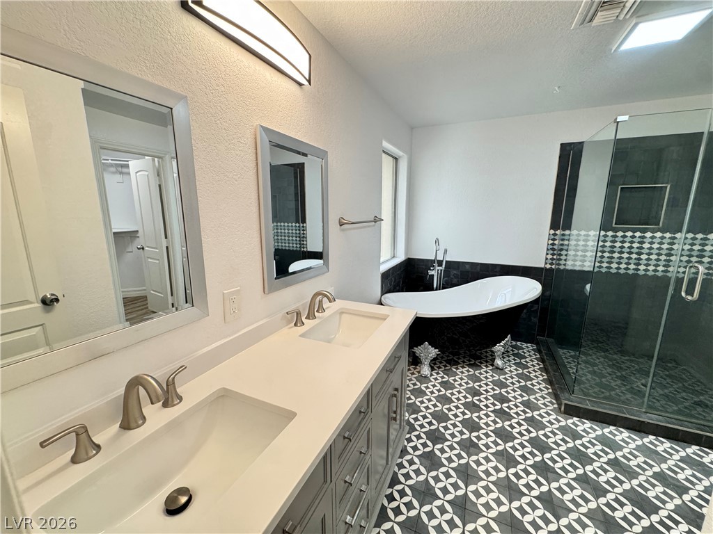 Photo 11 of 32, 5412 Harmony Green Drive #202