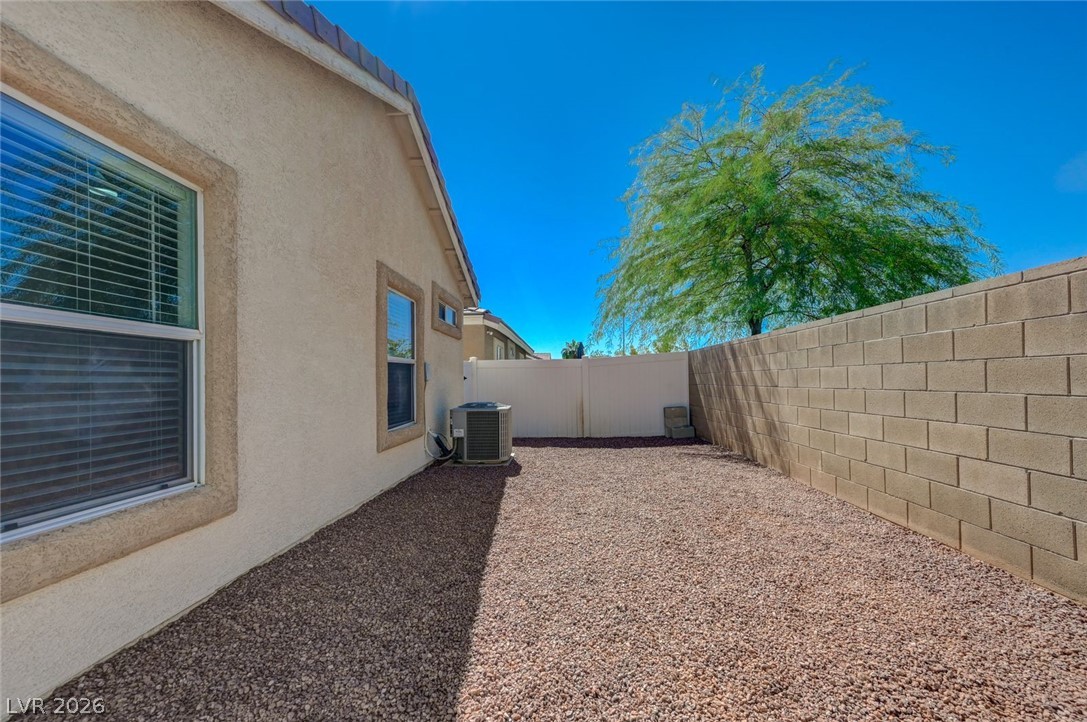 Photo 35 of 41, 10451 Aloe Cactus Street