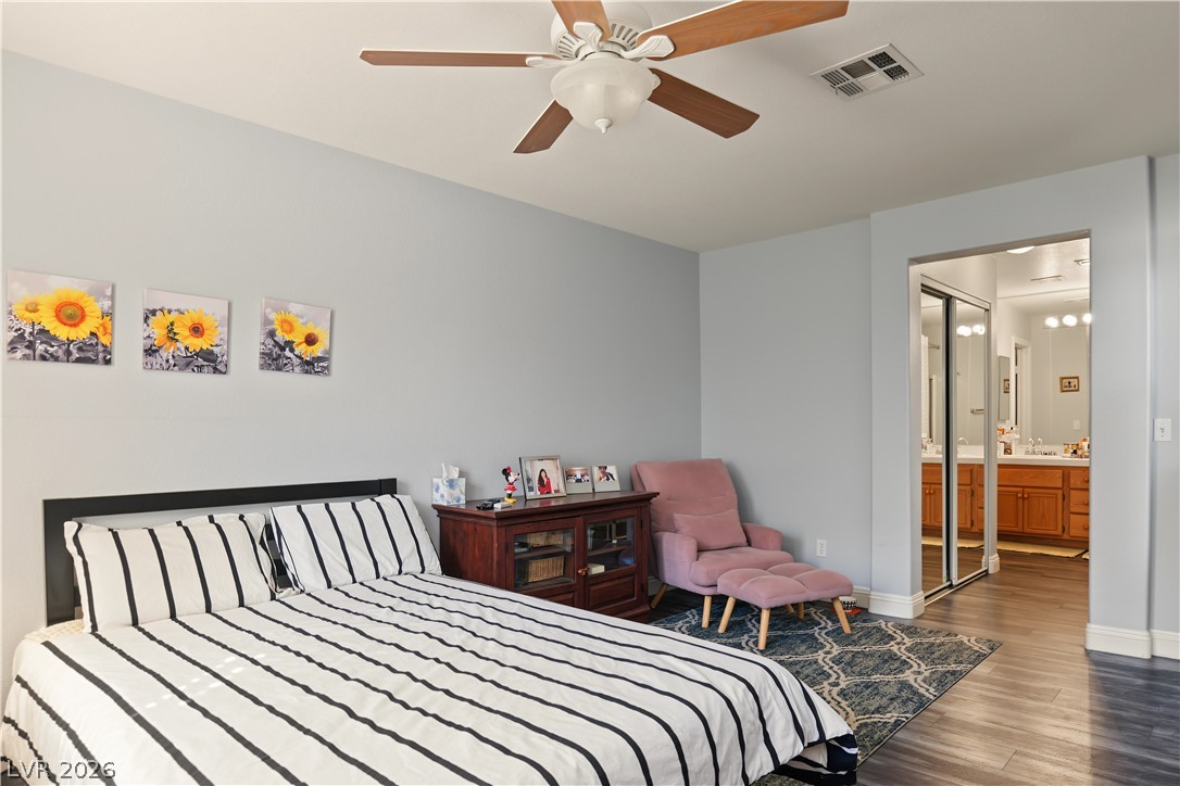 Photo 17 of 29, 1453 Blisworth Court #102