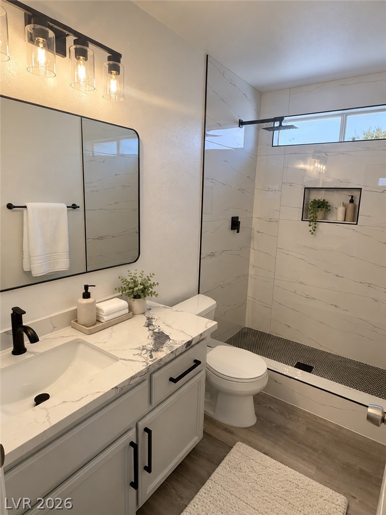 Photo 9 of 18, 7566 Isley Avenue