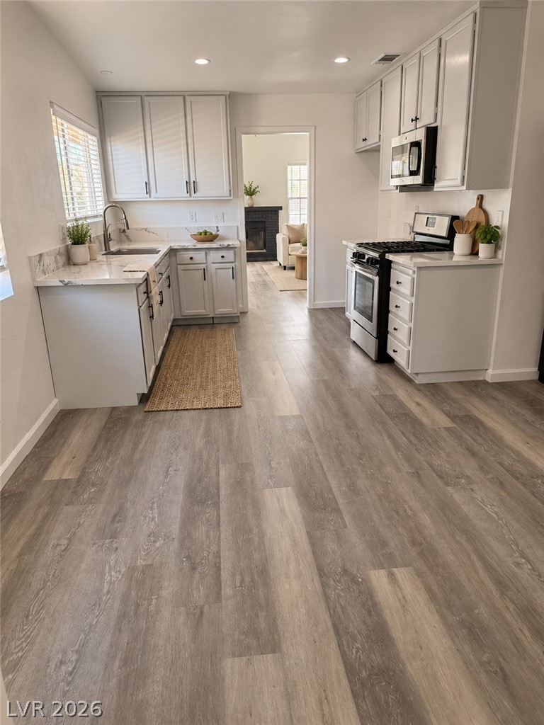Photo 2 of 7566 Isley Avenue