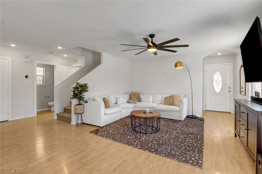 Photo 4 of 10838 Beach House Avenue