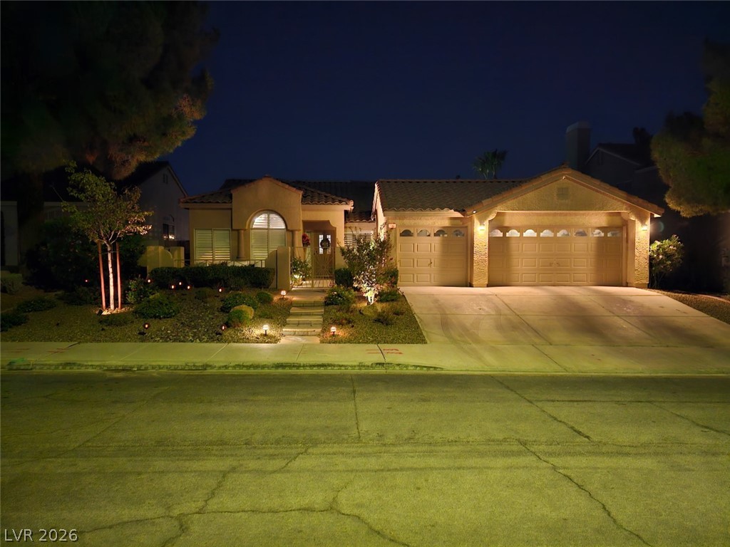 Photo 5 of 7908 Waterfalls Avenue
