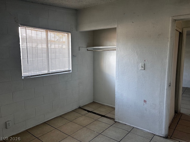 Photo 13 of 38, 3708 Perliter Avenue