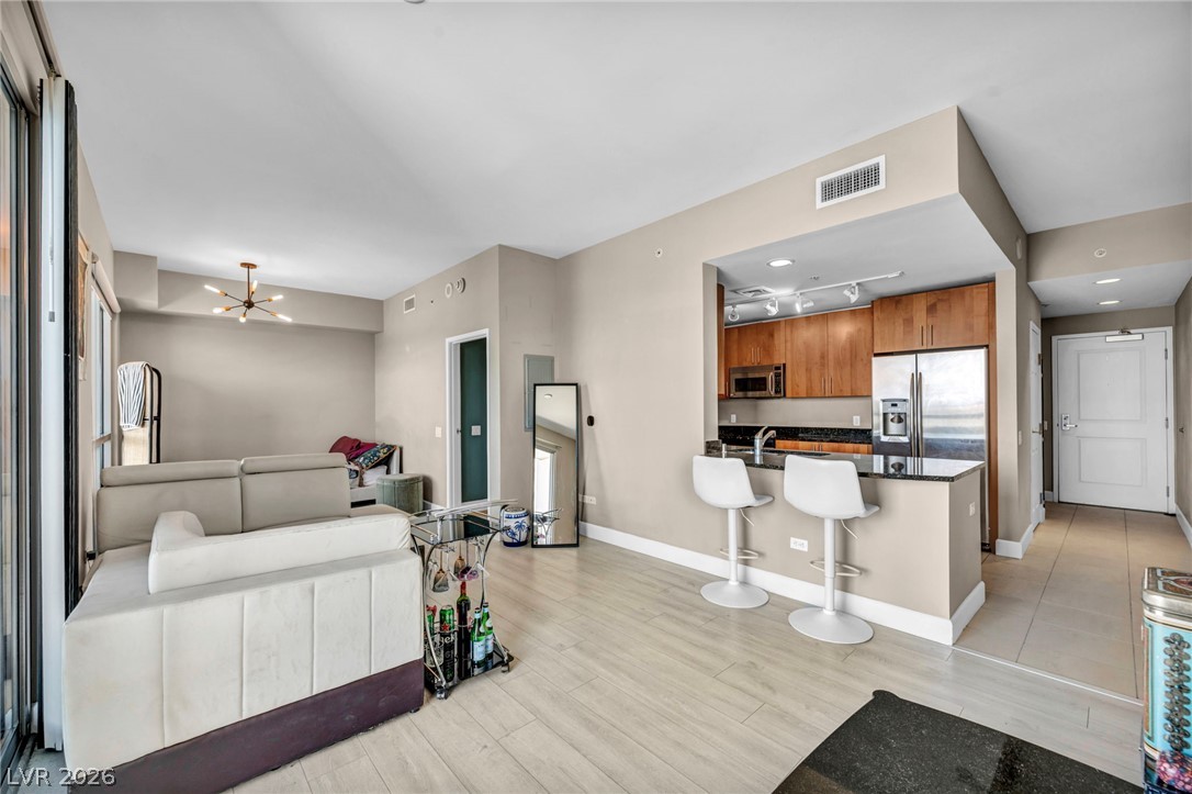 Photo 15 of 66, 200 W Sahara Avenue #2709