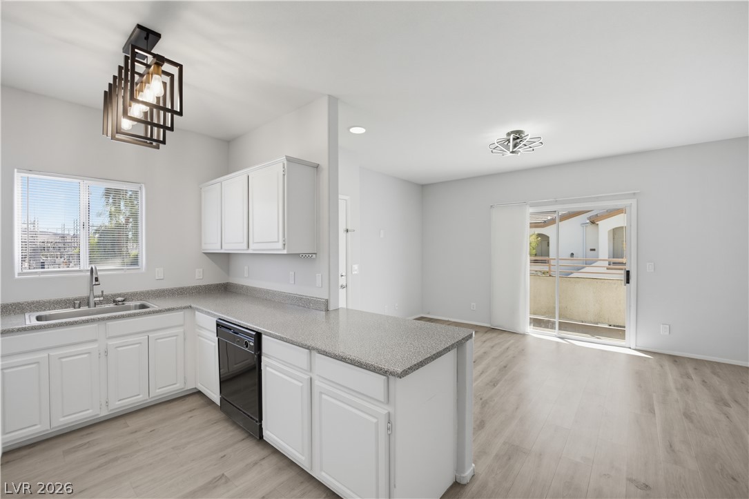 Photo 9 of 30, 5655 E Sahara Avenue #2055