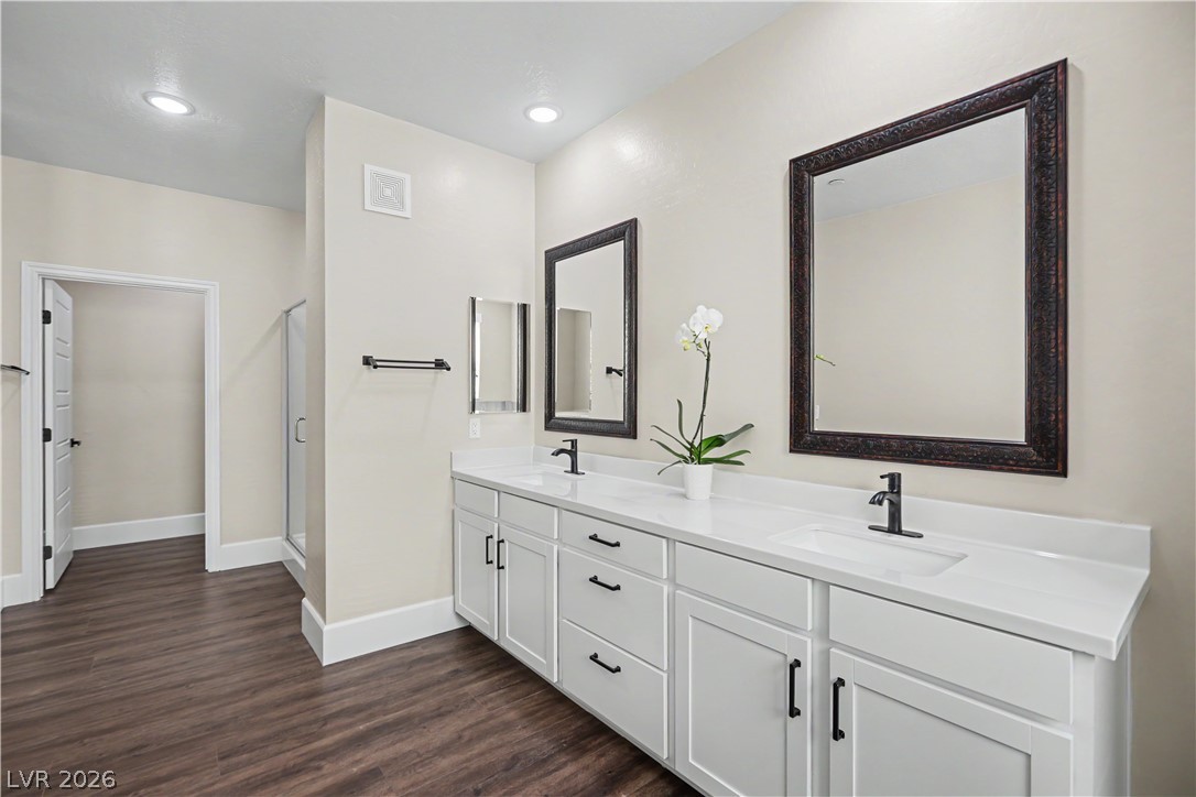 Photo 19 of 52, 2555 Hampton Road #11210