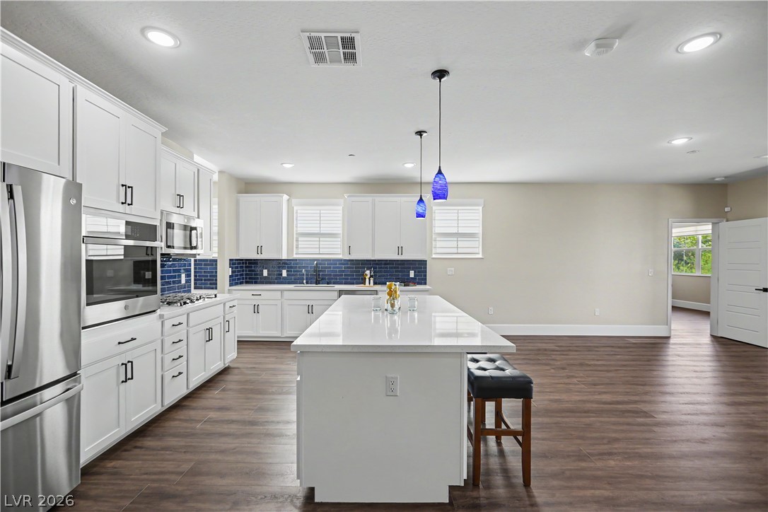 Photo 24 of 52, 2555 Hampton Road #11210