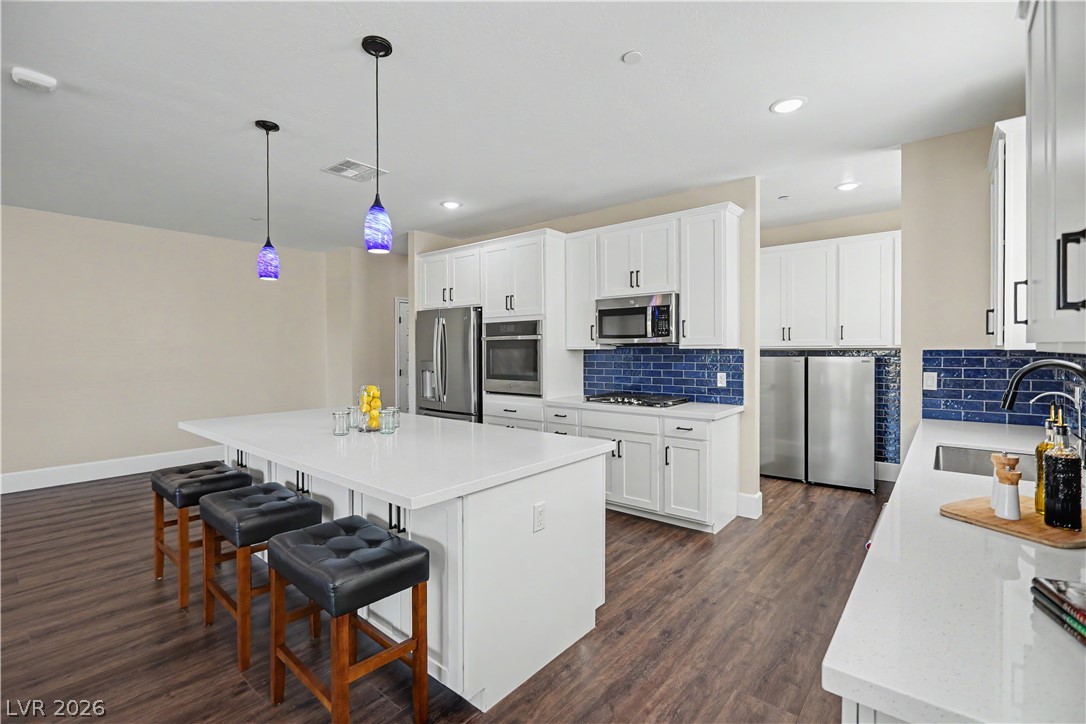 Photo 25 of 52, 2555 Hampton Road #11210