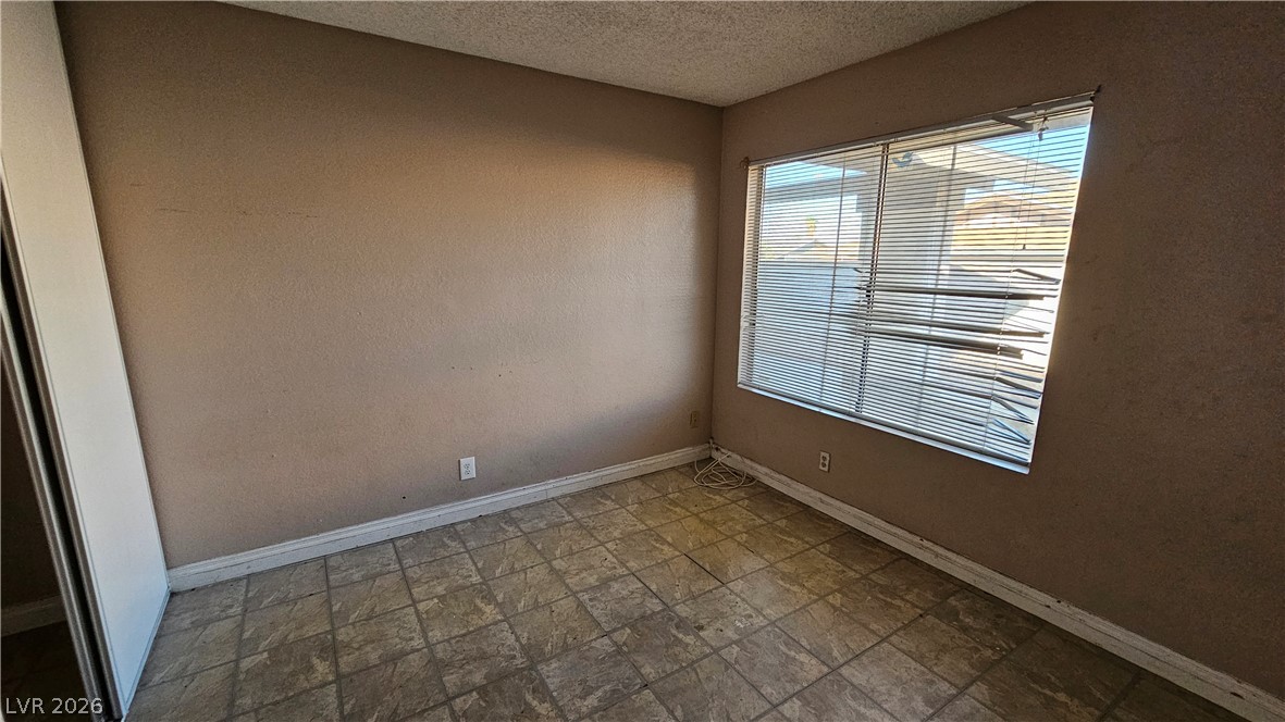 Photo 8 of 14, 6777 Ledgewood Drive