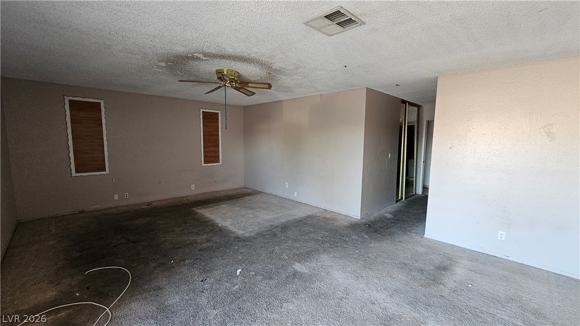 Photo 11 of 14, 6777 Ledgewood Drive