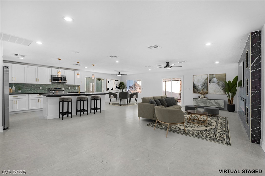 1504 Banner Circle, Las Vegas