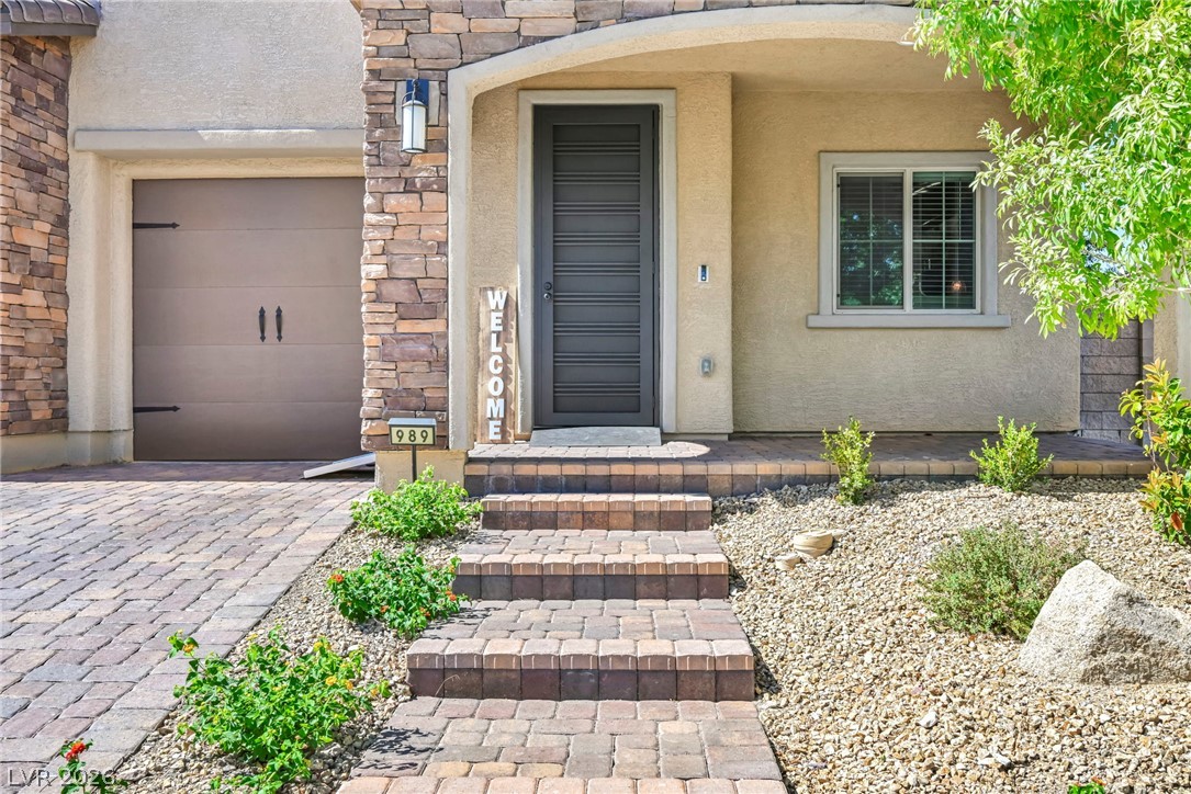 Photo 9 of 65, 989 Alverstone Court